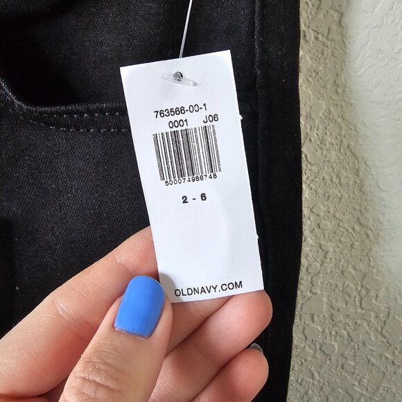 NWT Old Navy Extra-High Rise Rockstar Jeans - Picture 2 of 5